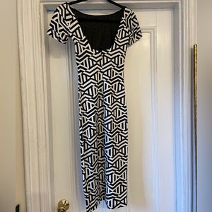 Zara Patterned MIDI Dress - Black/White - Size Small - Like New
